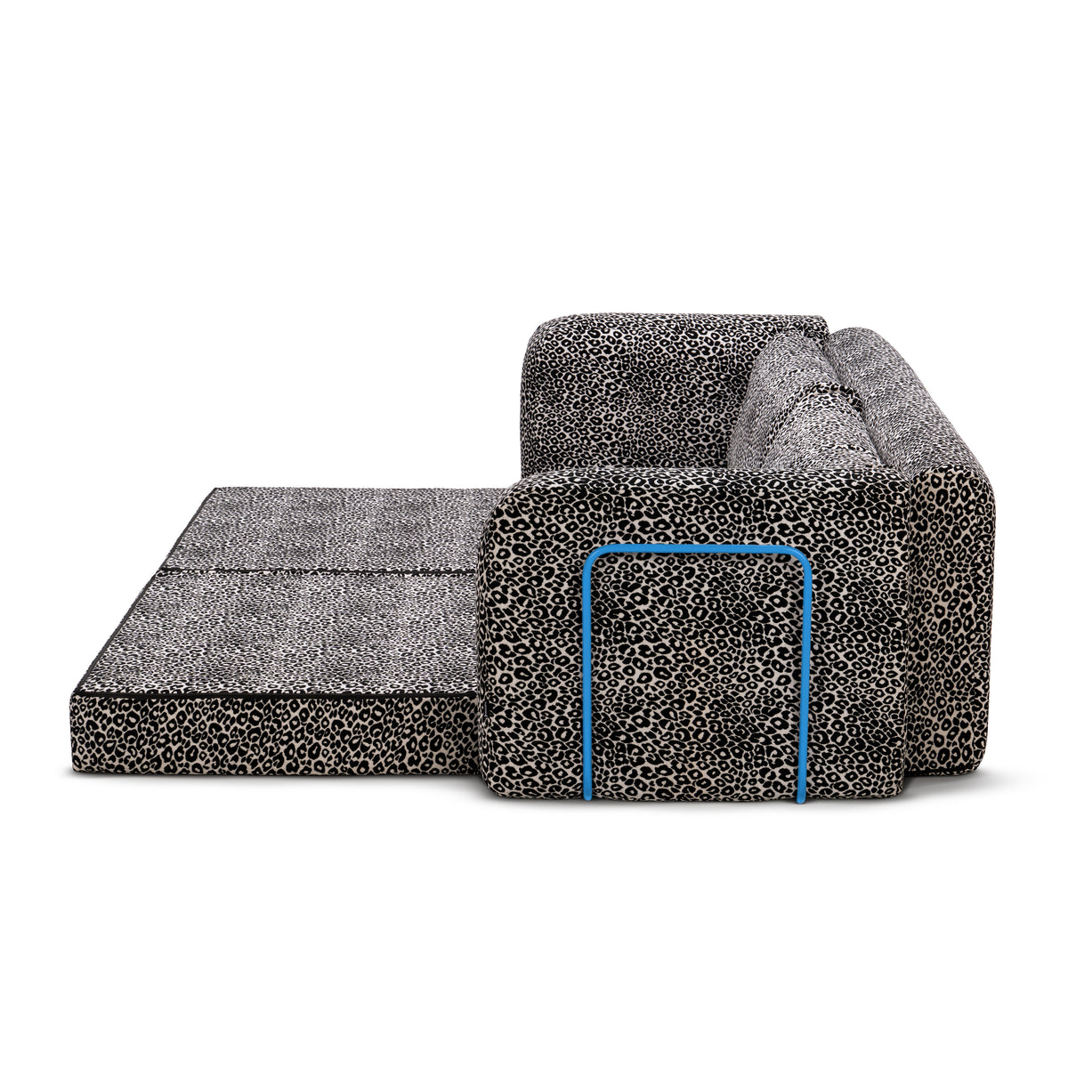 Flowy Leopard Schlafsofa mit grauem Leopardenmuster und himmelblauem Metallgestell, mit einer ausgeklappten Matratze als 100 × 170 cm großes Einzelbett